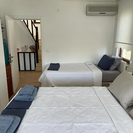 Dream House Apartment