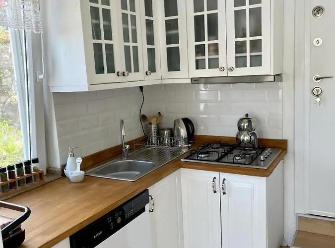 Dream House Apartment *